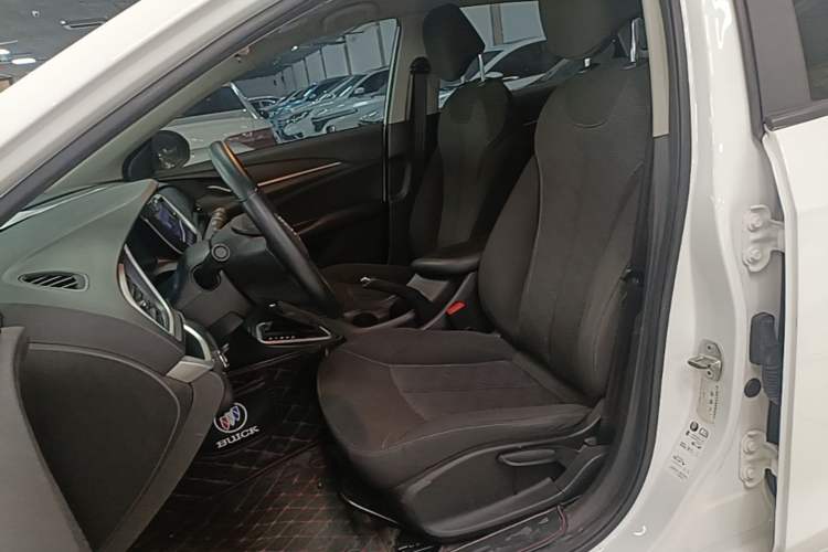 Used Buick GT 2021 1.3T Automatic Mild Hybrid Entry Model Left Front Seat