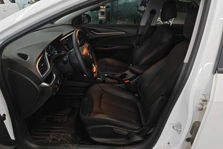 Used Buick GT 2021 Revised Version Flagship 1.5L Automatic Entry-Level Trim Left Front Seat