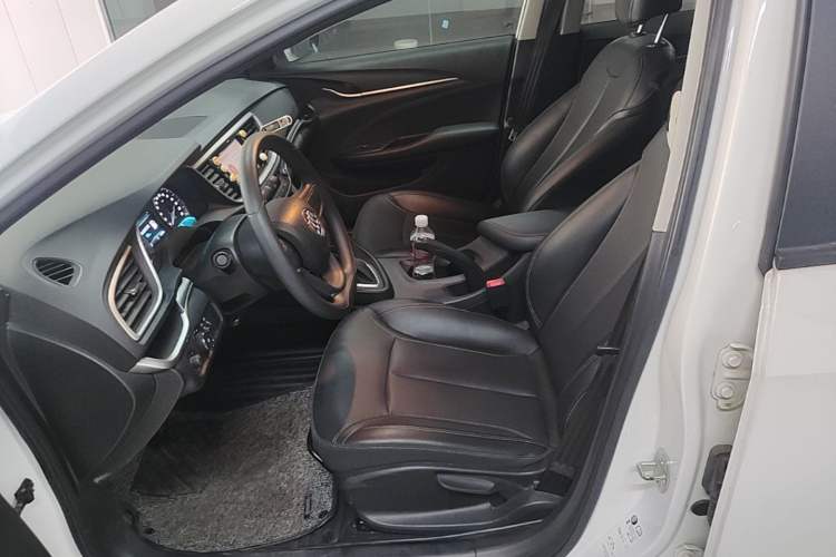 Used Buick GT 2021 1.3T Automatic Mild Hybrid Elite Version Left Front Seat