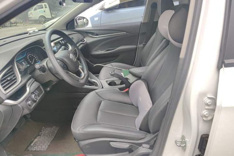 Used Buick GT 2021 Revised Version 1.3T Automatic Mild Hybrid Elite Edition Left Front Seat