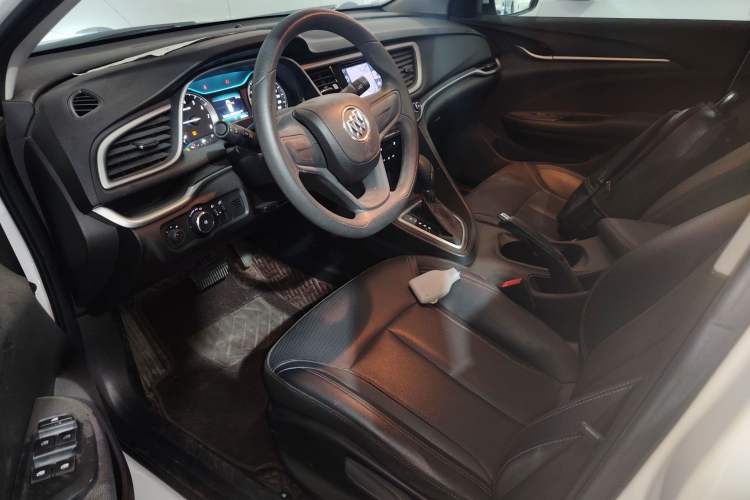 Used Buick GT 2021 1.3T Automatic Mild Hybrid Elite Version Left Front Seat