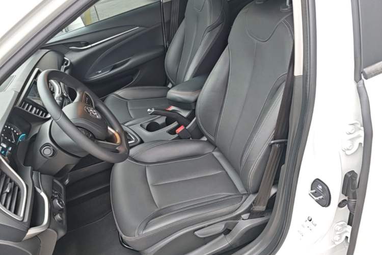 Used Buick GT 2021 Revised Version Flagship 1.5L Automatic Entry-Level Trim Left Front Seat