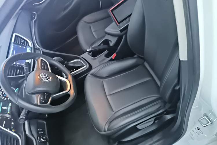 Used Buick GT 2021 Revised Version 1.3T Automatic Mild Hybrid Elite Edition Left Front Seat