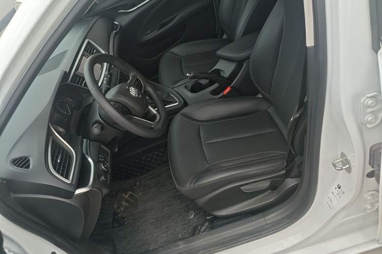 Used Buick GT 2021 Revised Version 1.3T Automatic Mild Hybrid Elite Edition Left Front Seat