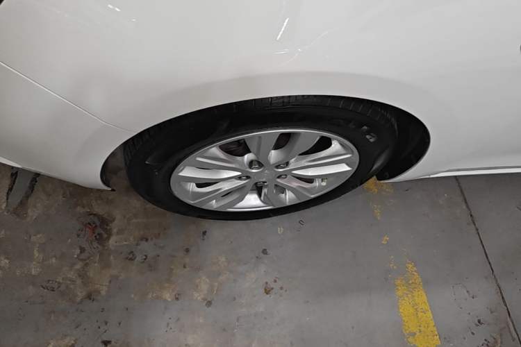 Used Buick GT 2021 Exemplar 1.5L Automatic Elite Version Left Front Wheel Hub