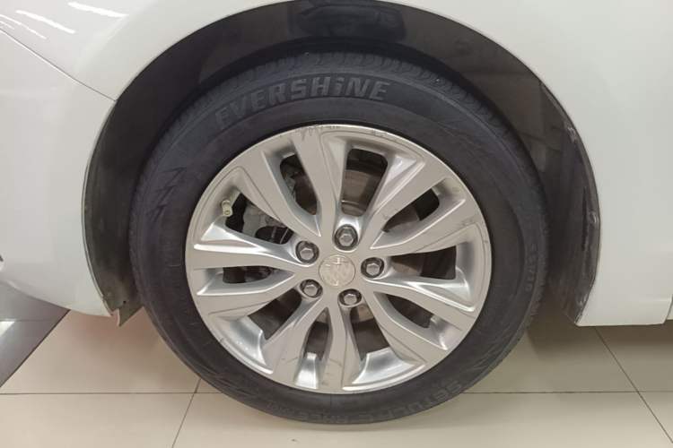 Used Buick GT 2021 Exemplar 1.5L Automatic Elite Version Left Front Wheel Hub