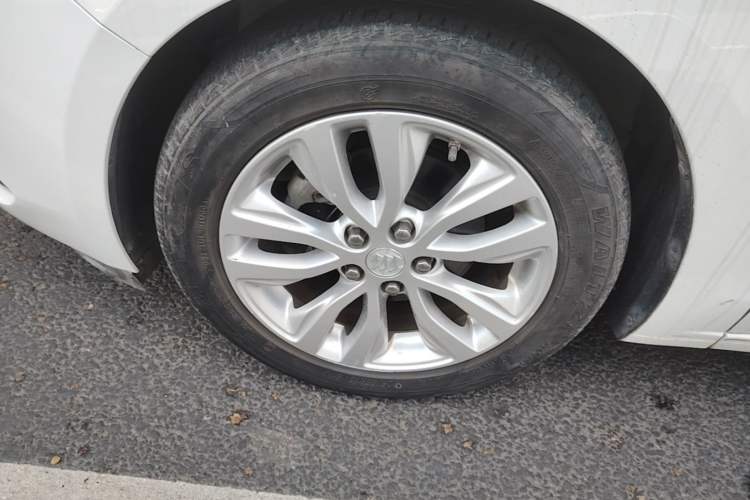 Used Buick GT 2021 Exemplar 1.5L Automatic Elite Version Left Front Wheel Hub
