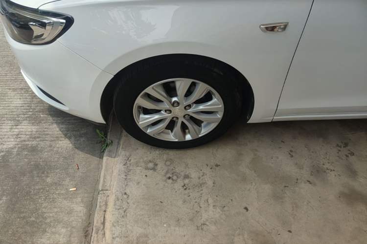 Used Buick GT 2021 Exemplar 1.5L Automatic Elite Version Left Front Wheel Hub