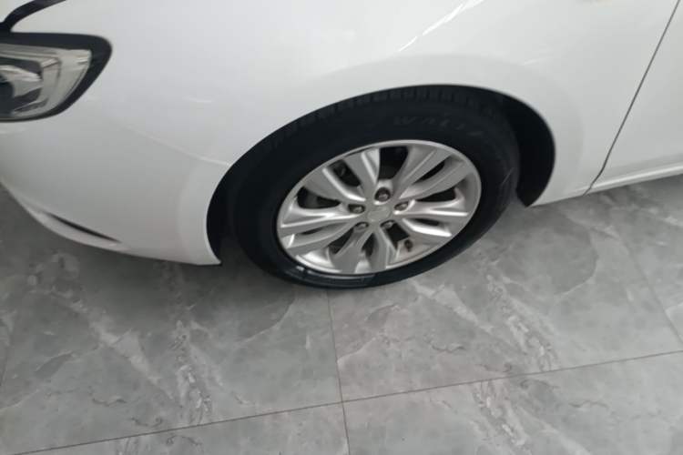 Used Buick GT 2021 Exemplar 1.5L Automatic Elite Version Left Front Wheel Hub
