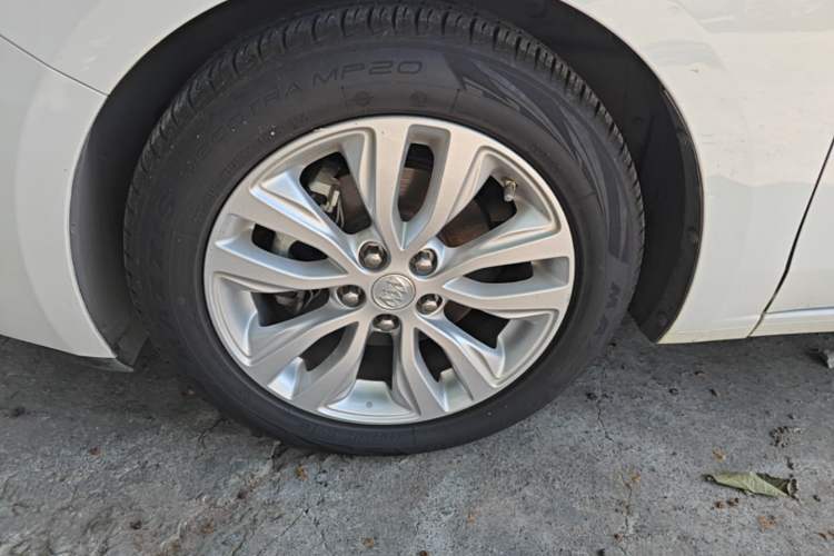 Used Buick GT 2021 Exemplar 1.5L Automatic Elite Version Left Front Wheel Hub