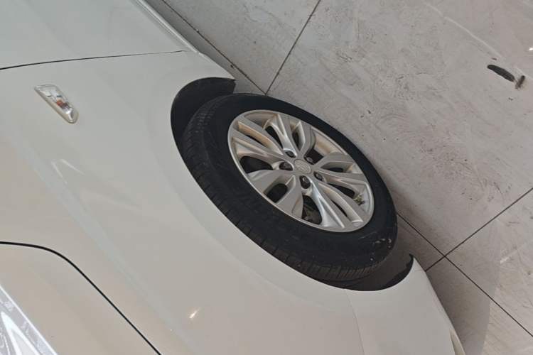 Used Buick GT 2021 Exemplar 1.5L Automatic Elite Version Left Front Wheel Hub