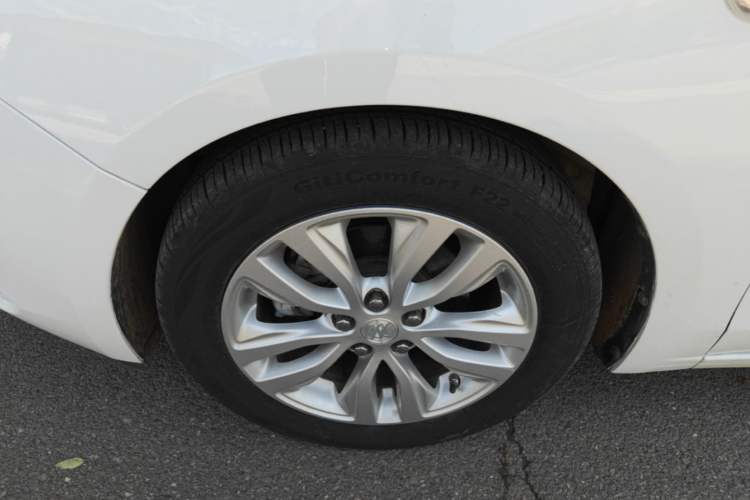 Used Buick GT 2021 Exemplar 1.5L Automatic Elite Version Left Front Wheel Hub