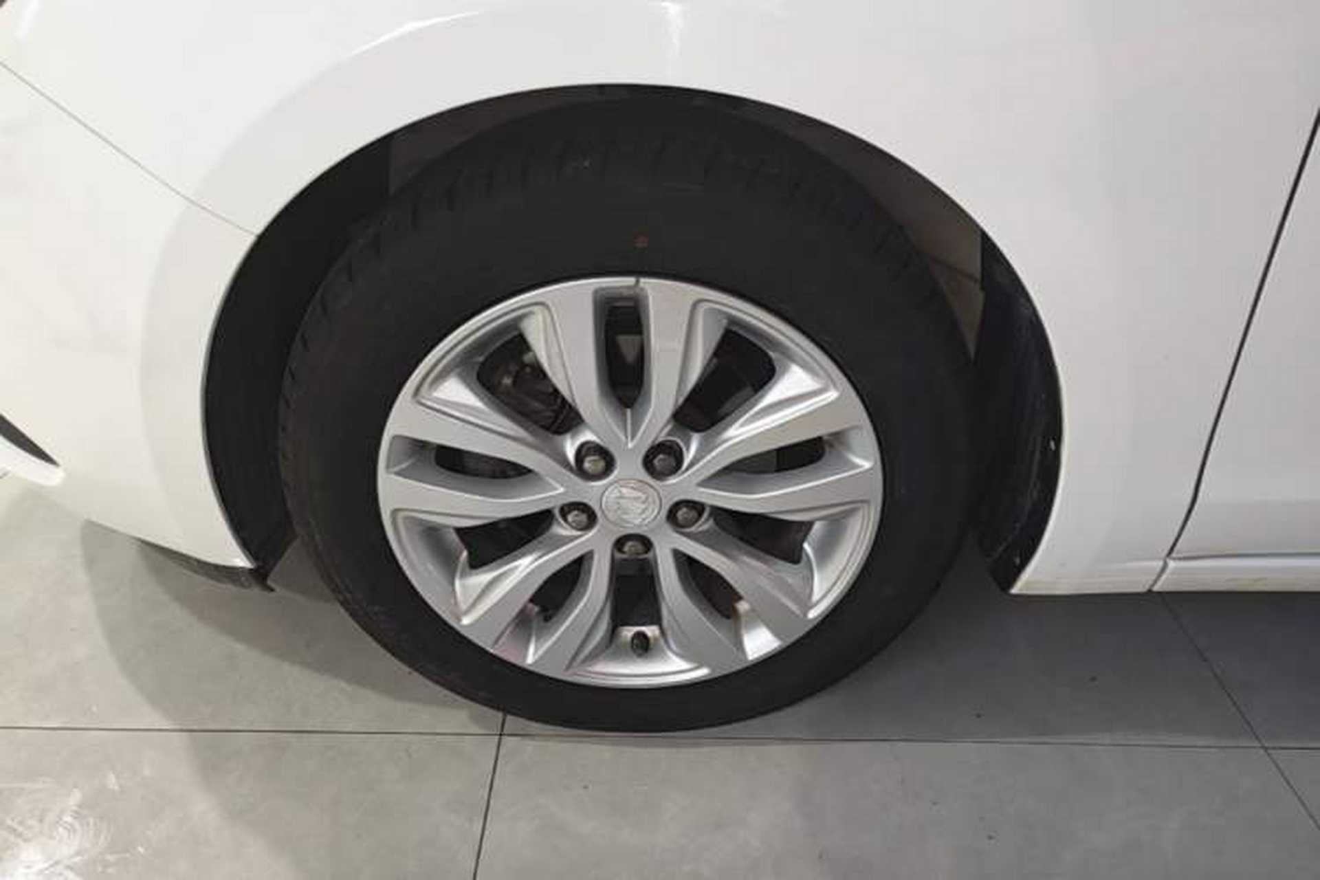 Used Buick GT 2021 Exemplar 1.5L Automatic Elite Version Left Front Wheel Hub
