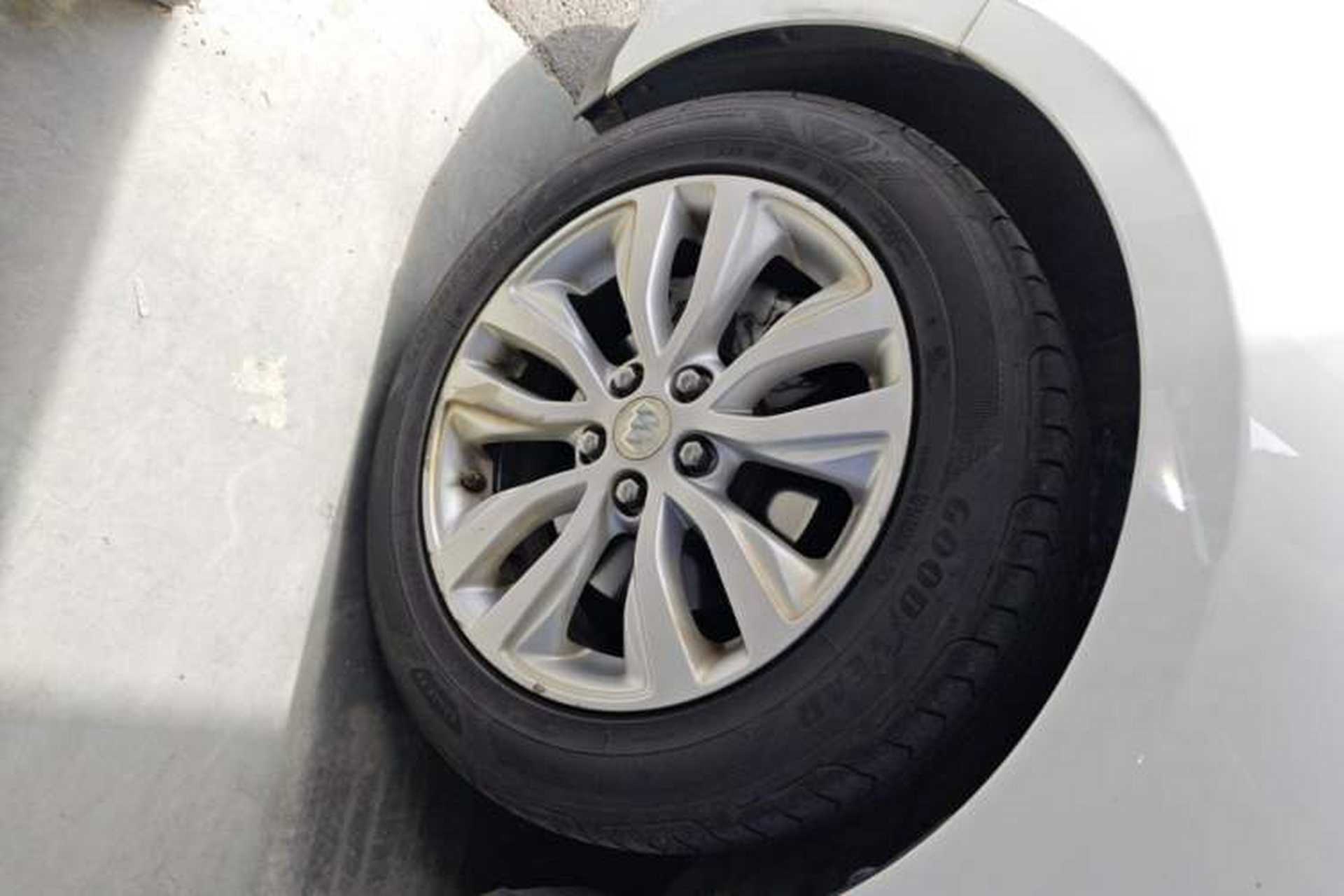 Used Buick GT 2021 Exemplar 1.5L Automatic Elite Version Left Front Wheel Hub