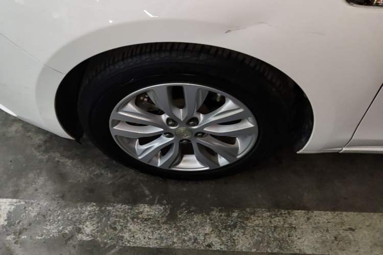 Used Buick GT 2021 Exemplar 1.5L Automatic Elite Version Left Front Wheel Hub