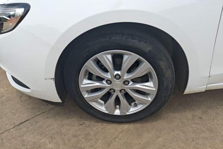 Used Buick GT 2021 Revised Version Flagship 1.5L Automatic Elite Edition Left Front Wheel Hub