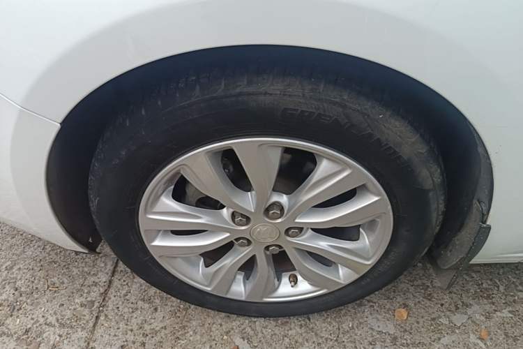 Used Buick GT 2021 1.3T Automatic Mild Hybrid Entry Model Left Front Wheel Hub