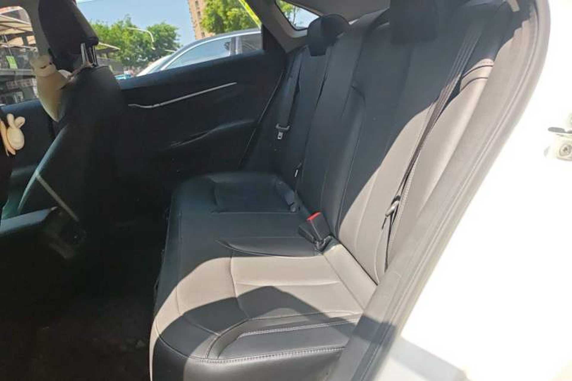 Used Buick GT 2021 Revised Version Flagship 1.5L Automatic Elite Edition Left Rear Seat