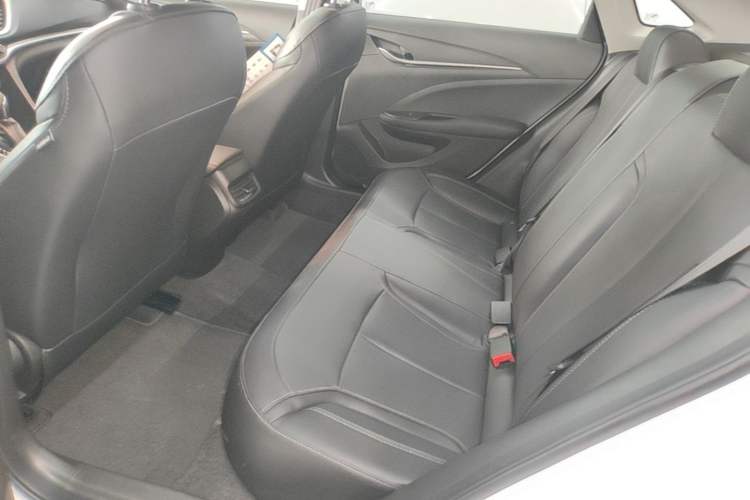 Used Buick GT 2021 Revised Version Flagship 1.5L Automatic Elite Edition Left Rear Seat