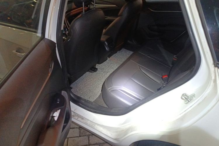 Used Buick GT 2021 Revised Version Flagship 1.5L Automatic Elite Edition Left Rear Seat