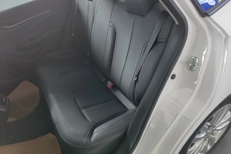 Used Buick GT 2021 Revised Version Flagship 1.5L Automatic Elite Edition Left Rear Seat