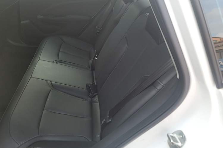 Used Buick GT 2021 Revised Version Flagship 1.5L Automatic Elite Edition Left Rear Seat