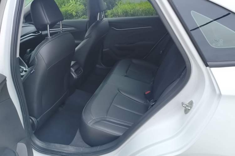 Used Buick GT 2021 Revised Version Flagship 1.5L Automatic Elite Edition Left Rear Seat