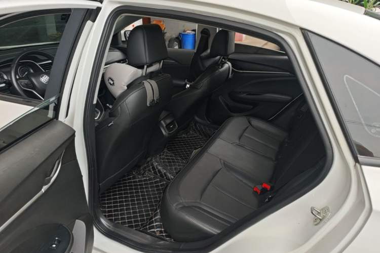 Used Buick GT 2021 Revised Version Flagship 1.5L Automatic Elite Edition Left Rear Seat