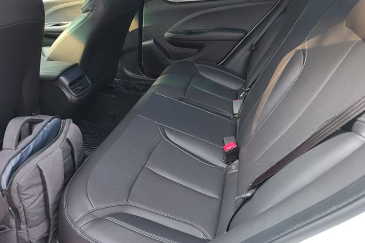 Used Buick GT 2021 Revised Version Flagship 1.5L Automatic Elite Edition Left Rear Seat