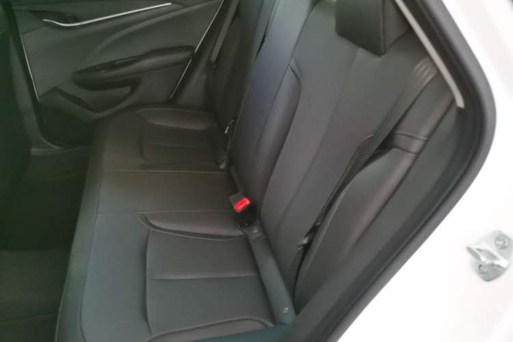 Used Buick GT 2021 Revised Version Flagship 1.5L Automatic Elite Edition Left Rear Seat