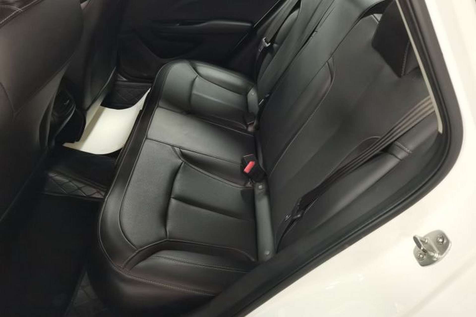 Used Buick GT 2021 Revised Version 1.3T Automatic Mild Hybrid Elite Edition Left Rear Seat