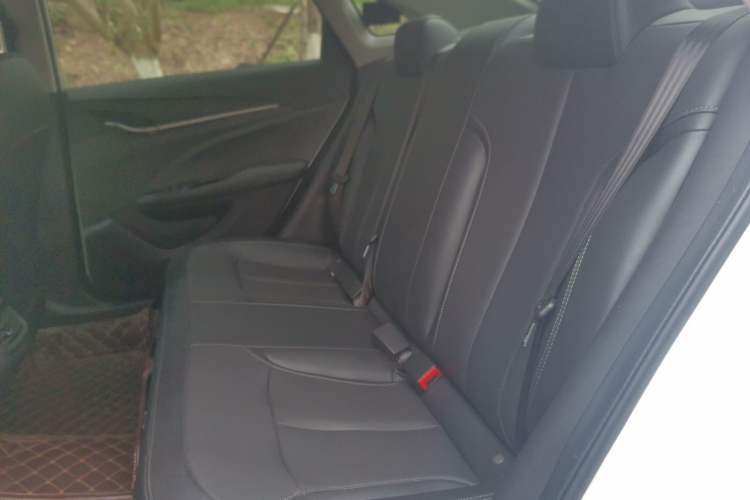 Used Buick GT 2021 Revised Version Flagship 1.5L Automatic Elite Edition Left Rear Seat