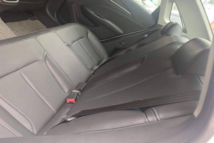 Used Buick GT 2021 Revised Version Flagship 1.5L Automatic Elite Edition Left Rear Seat