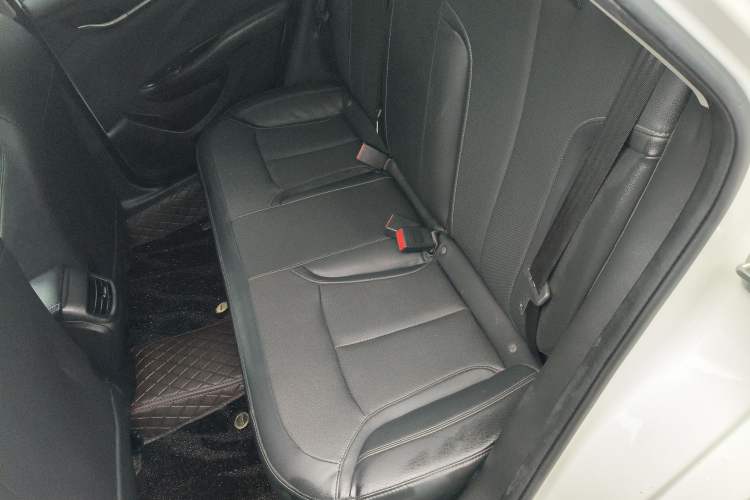 Used Buick GT 2021 Revised Version Flagship 1.5L Automatic Elite Edition Left Rear Seat