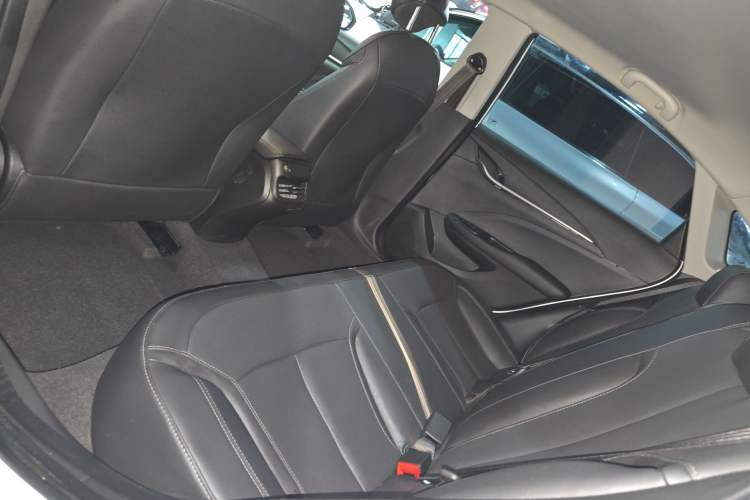 Used Buick GT 2021 Revised Version Flagship 1.5L Automatic Elite Edition Left Rear Seat