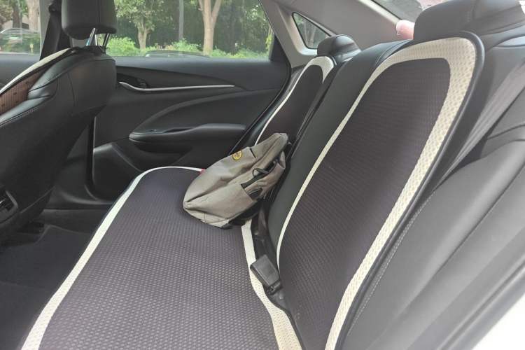 Used Buick GT 2021 Revised Version Flagship 1.5L Automatic Elite Edition Left Rear Seat