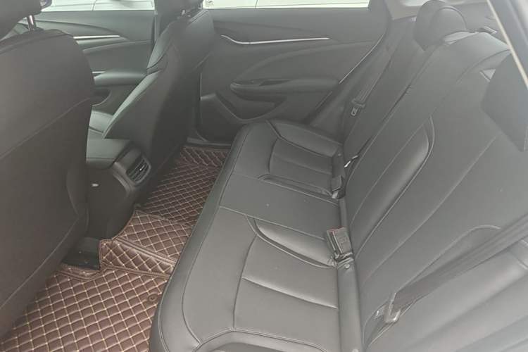 Used Buick GT 2021 Revised Version Flagship 1.5L Automatic Elite Edition Left Rear Seat