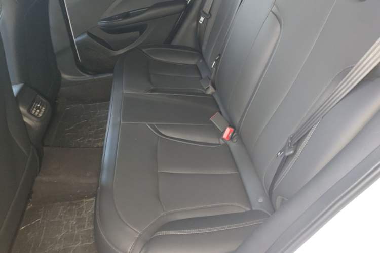 Used Buick GT 2021 Revised Version Flagship 1.5L Automatic Elite Edition Left Rear Seat