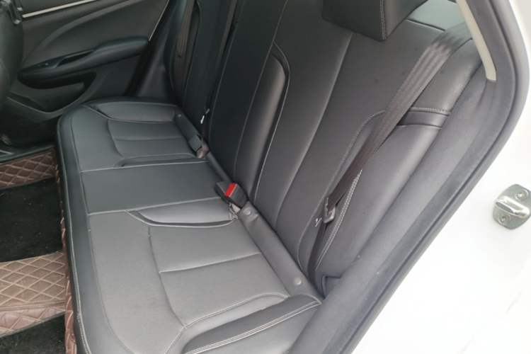Used Buick GT 2021 Revised Version Flagship 1.5L Automatic Elite Edition Left Rear Seat