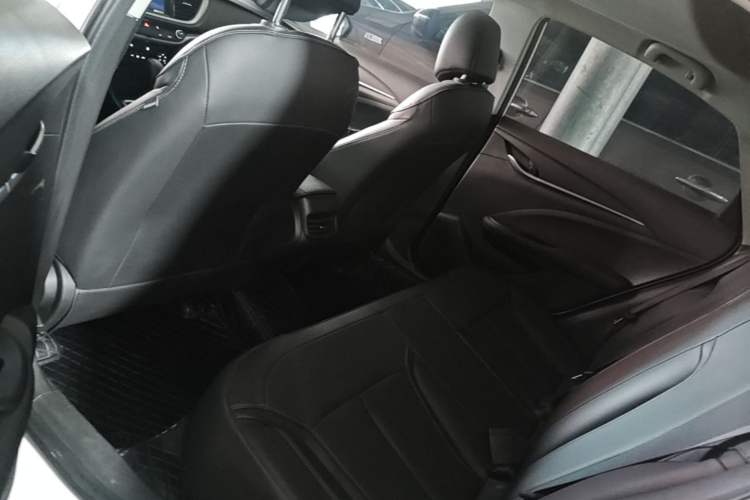 Used Buick GT 2021 Revised Version Flagship 1.5L Automatic Elite Edition Left Rear Seat