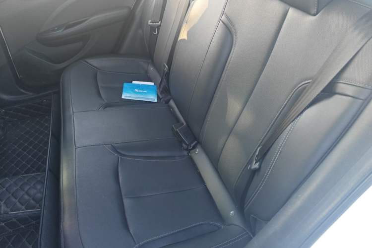 Used Buick GT 2021 Revised Version Flagship 1.5L Automatic Elite Edition Left Rear Seat