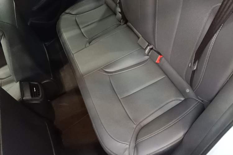 Used Buick GT 2021 Revised Version Flagship 1.5L Automatic Entry-Level Trim Left Rear Seat