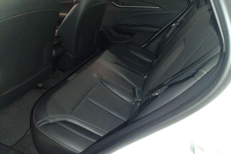 Used Buick GT 2021 Revised Version Flagship 1.5L Automatic Elite Edition Left Rear Seat
