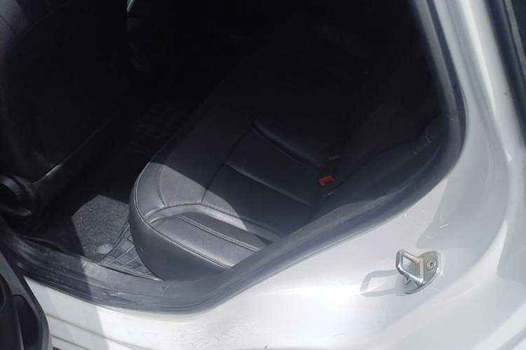 Used Buick GT 2021 Revised Version Flagship 1.5L Automatic Elite Edition Left Rear Seat