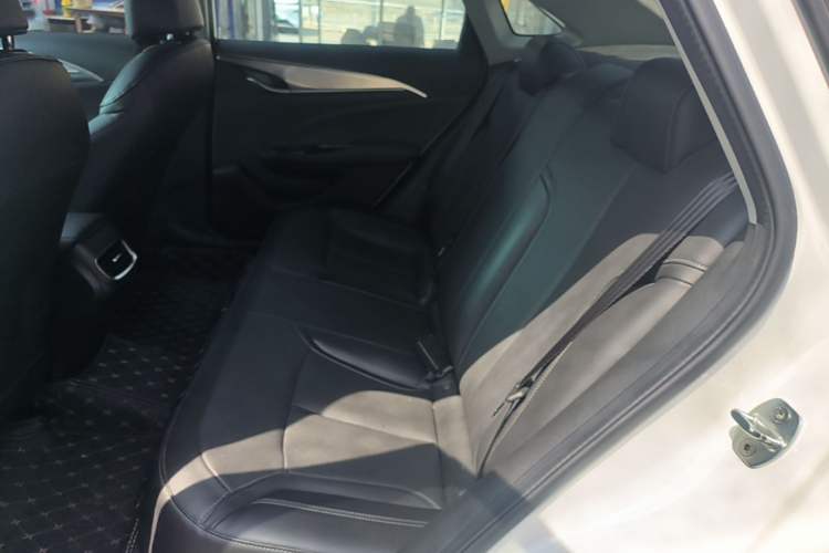 Used Buick GT 2021 Revised Version 1.3T Automatic Mild Hybrid Elite Edition Left Rear Seat