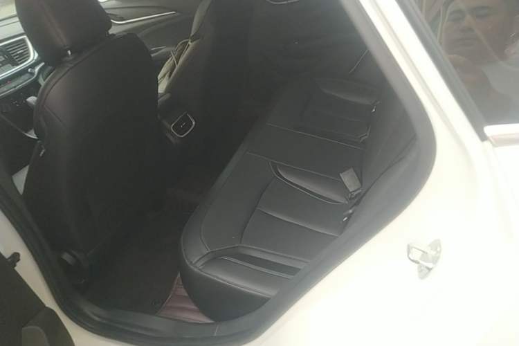 Used Buick GT 2021 1.3T Automatic Mild Hybrid Elite Version Left Rear Seat