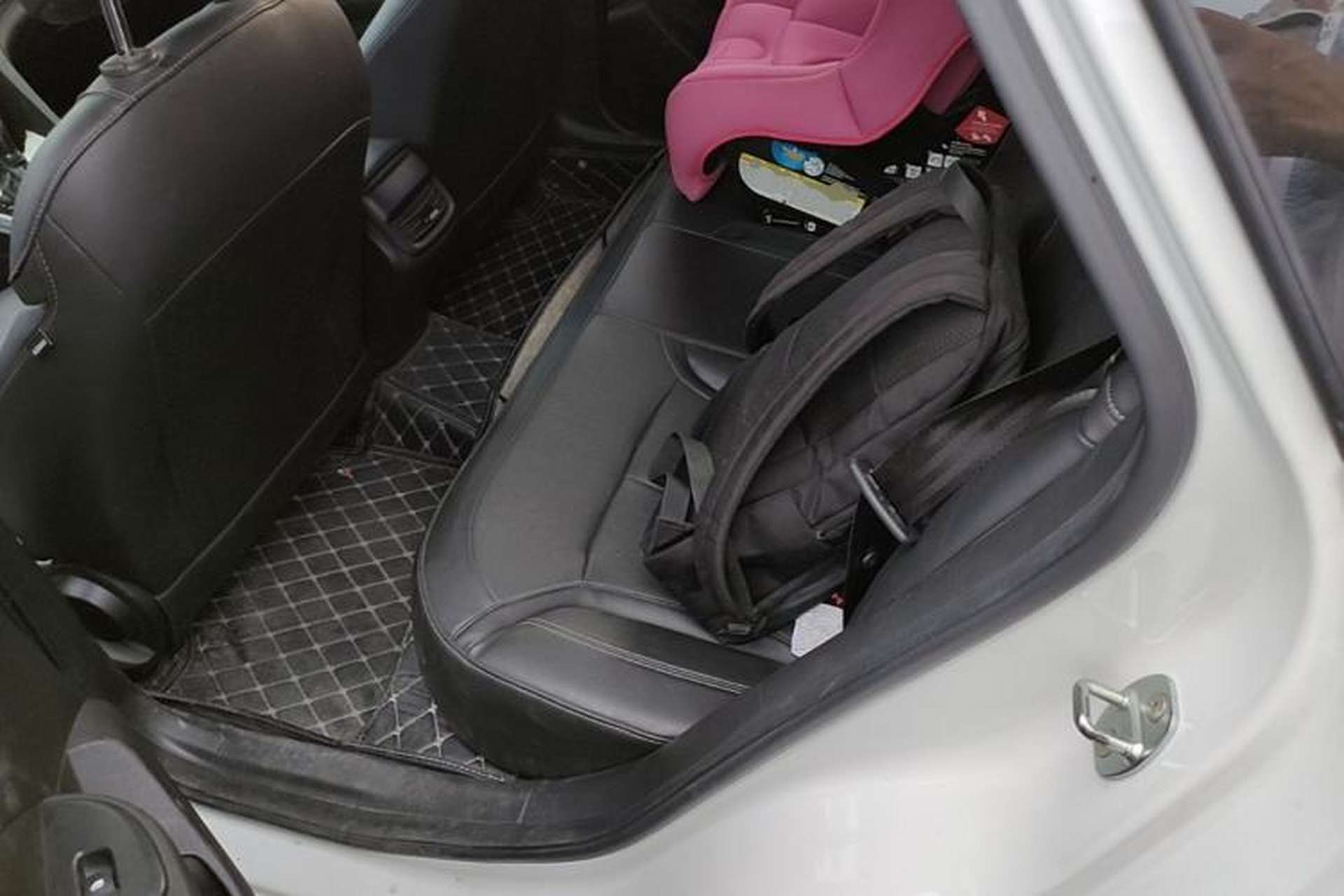 Used Buick GT 2021 Revised Version Flagship 1.5L Automatic Elite Edition Left Rear Seat