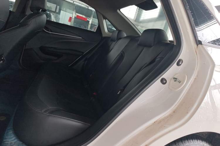 Used Buick GT 2021 Revised Version Flagship 1.5L Automatic Entry-Level Trim Left Rear Seat