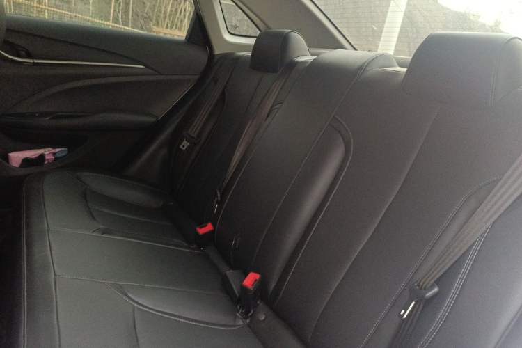 Used Buick GT 2021 1.3T Automatic Mild Hybrid Elite Version Left Rear Seat