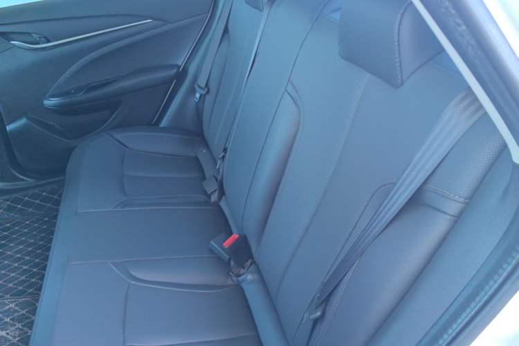 Used Buick GT 2021 Revised Version Flagship 1.5L Automatic Elite Edition Left Rear Seat